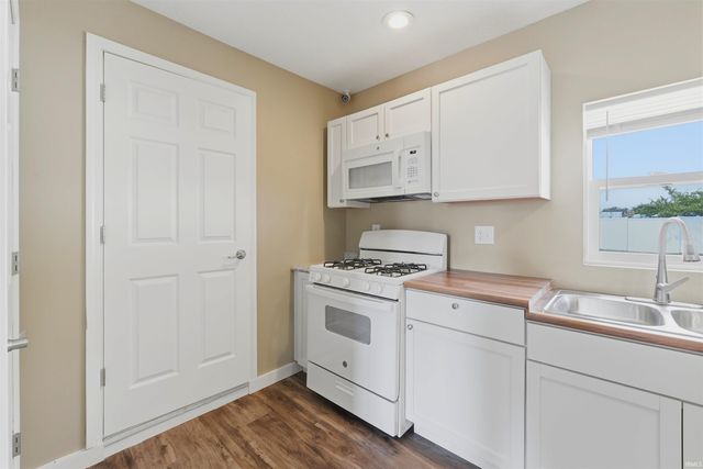 3109 Oxford Street, Fort Wayne, IN 46806
