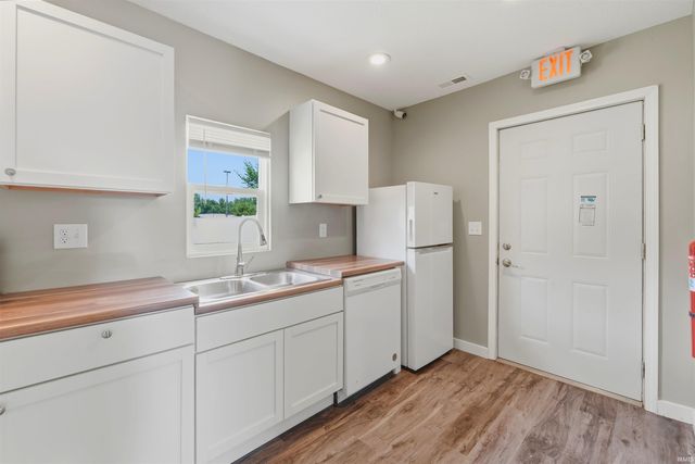 3109 Oxford Street, Fort Wayne, IN 46806