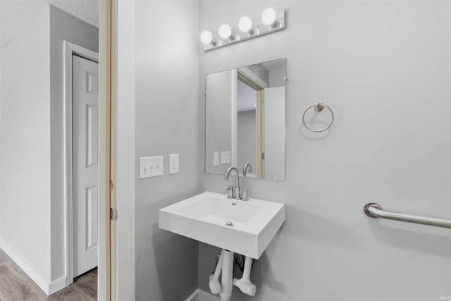 3109 Oxford Street, Fort Wayne, IN 46806