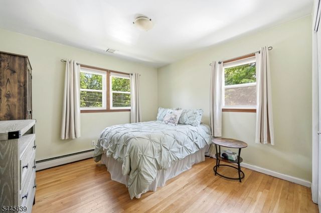 3 Seneca Trl, Jefferson Twp., NJ 07438