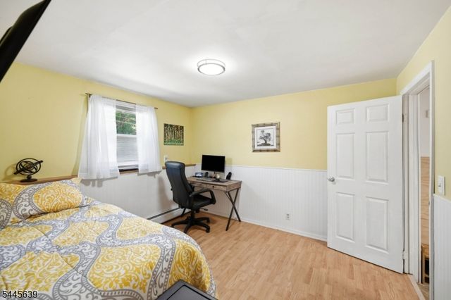 3 Seneca Trl, Jefferson Twp., NJ 07438