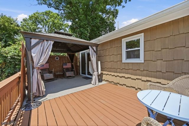 3 Seneca Trl, Jefferson Twp., NJ 07438