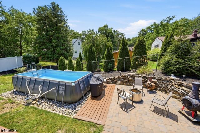 3 Seneca Trl, Jefferson Twp., NJ 07438