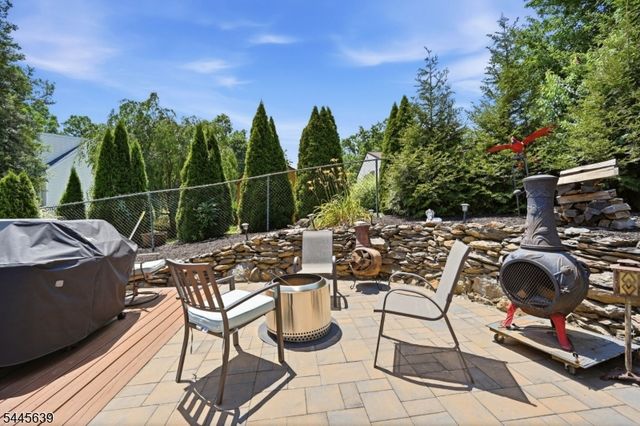 3 Seneca Trl, Jefferson Twp., NJ 07438