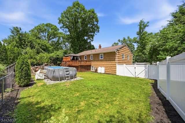 3 Seneca Trl, Jefferson Twp., NJ 07438