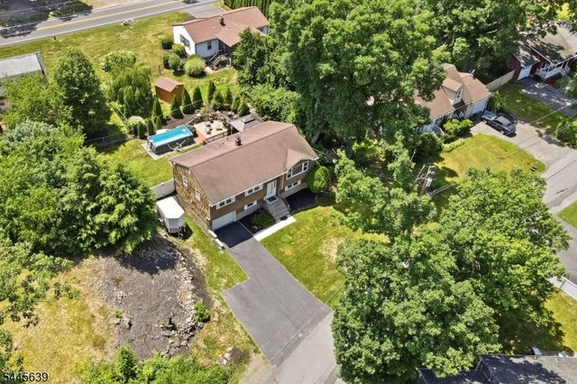 3 Seneca Trl, Jefferson Twp., NJ 07438