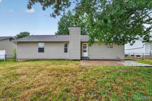 1688 Knightwood Lane, O'fallon, MO 63366