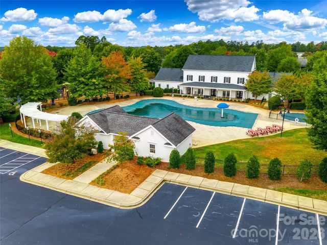 816 Victorian Way, Fort Mill, SC 29708