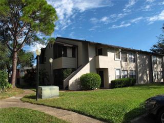 2918 ANTIQUE OAKS CIRCLE 26, Winter Park, FL 32792