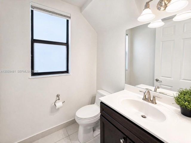 8605 NW 102nd Court, Doral, FL 33178