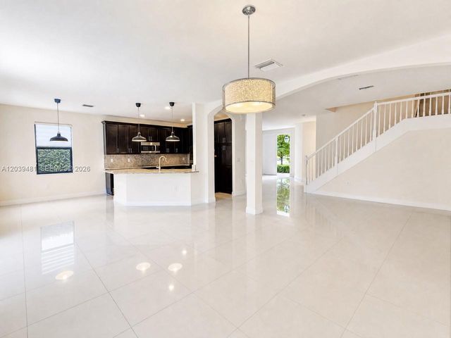 8605 NW 102nd Court, Doral, FL 33178