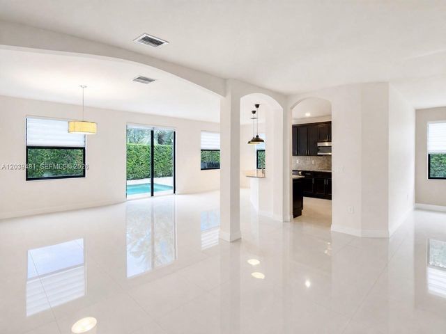 8605 NW 102nd Court, Doral, FL 33178
