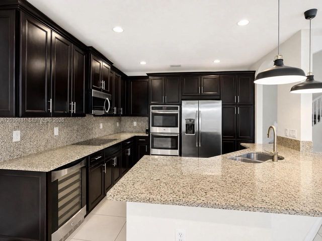 8605 NW 102nd Court, Doral, FL 33178