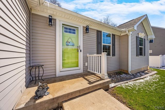 8577 Cobalt Drive, Cicero, NY 13039