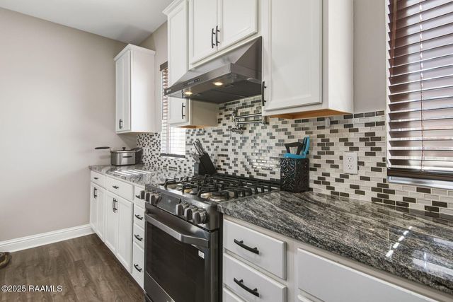 213 E Peck Boulevard, Lafayette, LA 70508