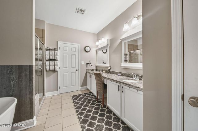 213 E Peck Boulevard, Lafayette, LA 70508