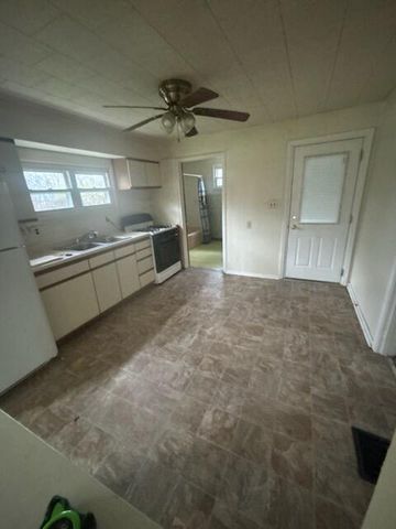 257 Sunset Drive, Highland Heights, KY 41076