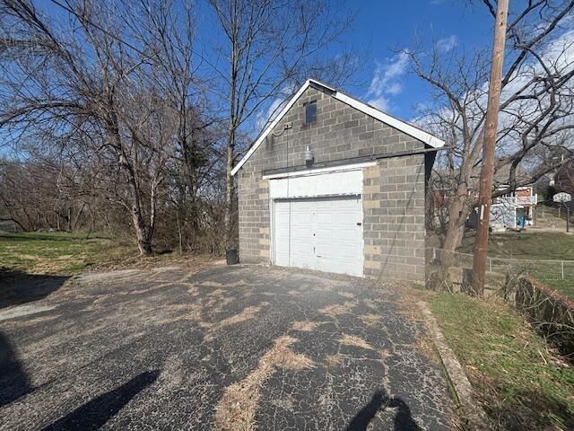 257 Sunset Drive, Highland Heights, KY 41076