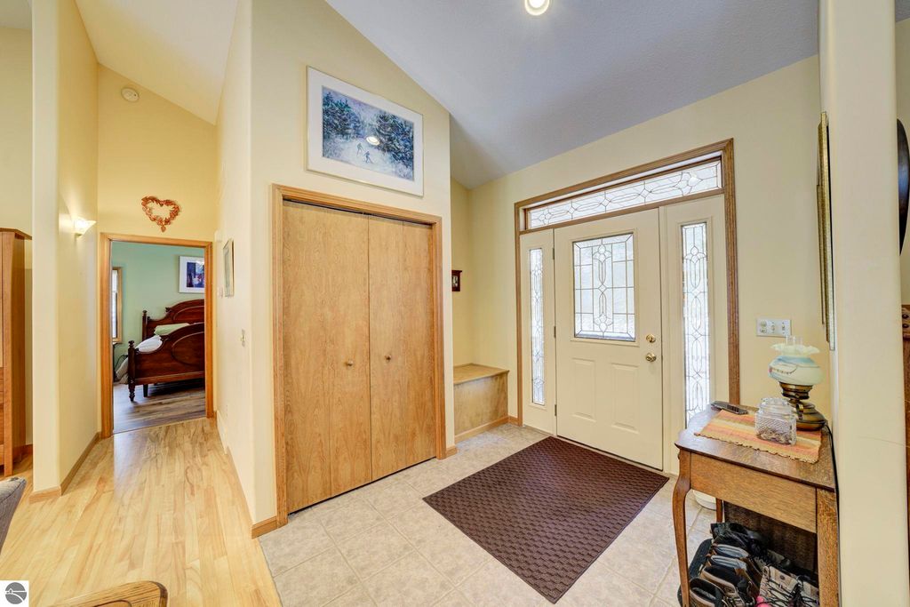 Image 12 of property listing at 4297 Ridge Run, Bellaire, MI 49615