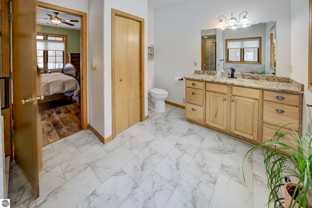 Image 17 of property listing at 4297 Ridge Run, Bellaire, MI 49615