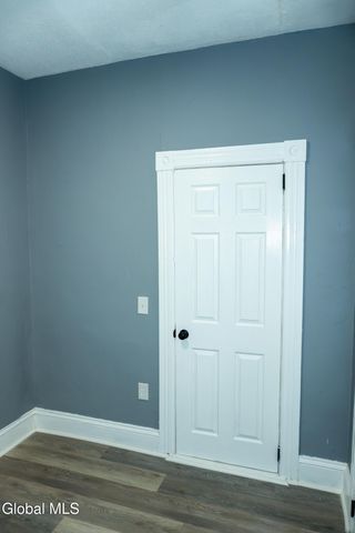 205 Victory Avenue, Schenectady, NY 12307