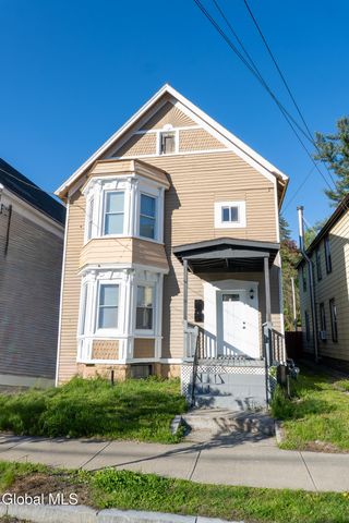205 Victory Avenue, Schenectady, NY 12307