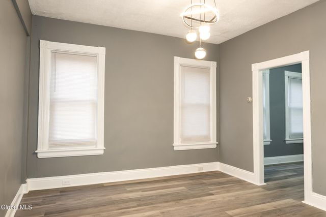 205 Victory Avenue, Schenectady, NY 12307