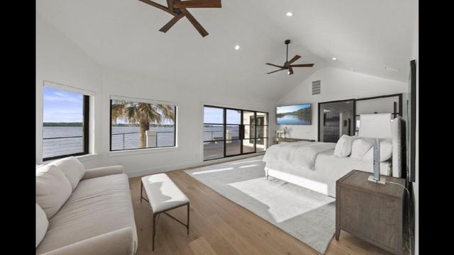 151 Applehead Island DR, Horseshoe Bay, TX 78657