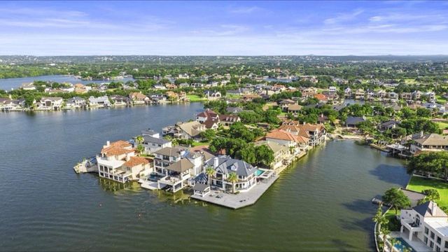151 Applehead Island DR, Horseshoe Bay, TX 78657