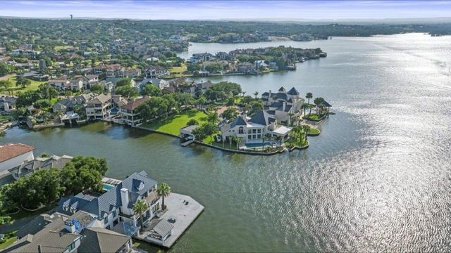 151 Applehead Island DR, Horseshoe Bay, TX 78657