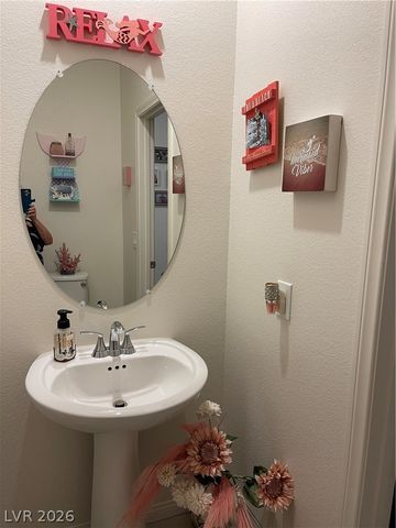 712 Icy Fjord Lane, Henderson, NV 89015