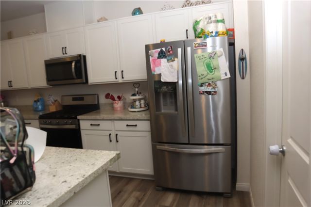 712 Icy Fjord Lane, Henderson, NV 89015