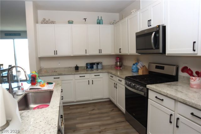 712 Icy Fjord Lane, Henderson, NV 89015