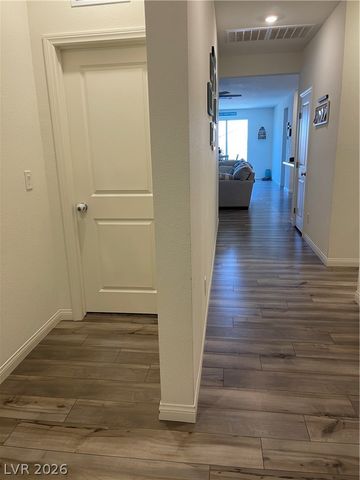 712 Icy Fjord Lane, Henderson, NV 89015