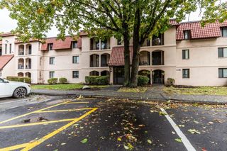 685 Oak St 17-1, Brockton, MA 02301