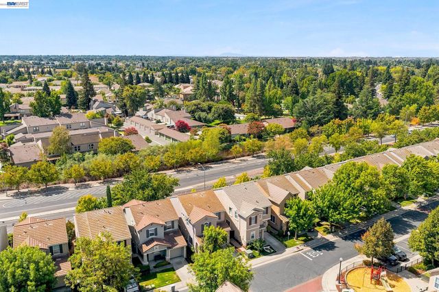 2401 Coffeeberry Road, West Sacramento, CA 95691