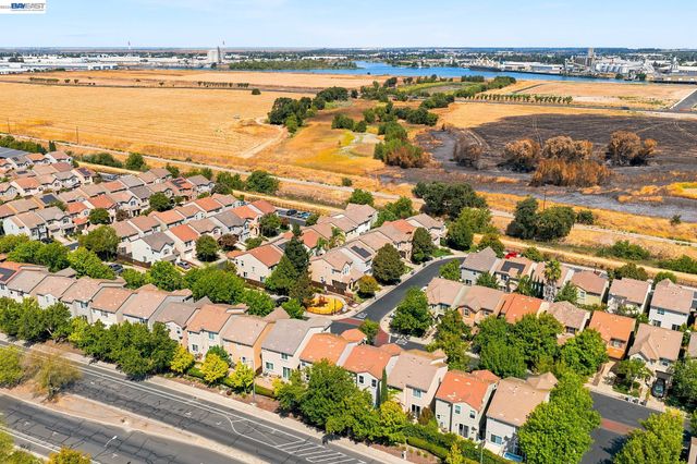 2401 Coffeeberry Road, West Sacramento, CA 95691