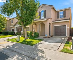 2401 Coffeeberry Road, West Sacramento, CA 95691