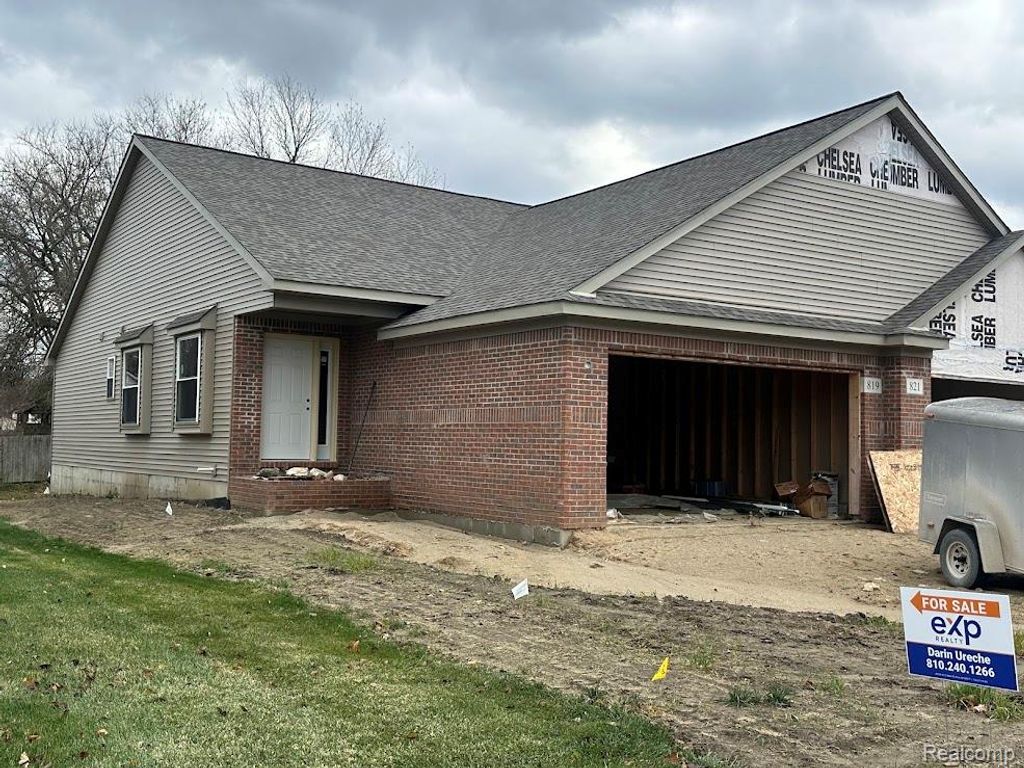 819 Chelsea Ridge Court, Howell, MI 48843