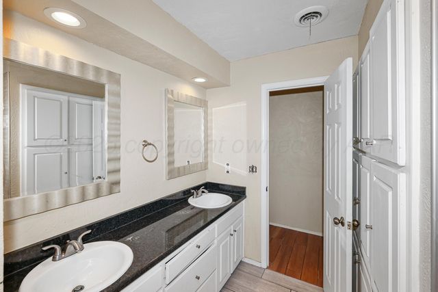 5307 WINSLOW Street, Amarillo, TX 79109