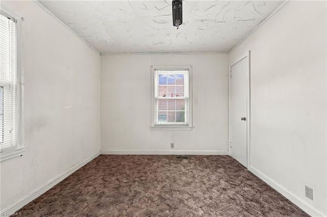 607 Walker Avenue, Graham, NC 27253
