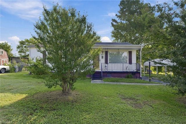 607 Walker Avenue, Graham, NC 27253