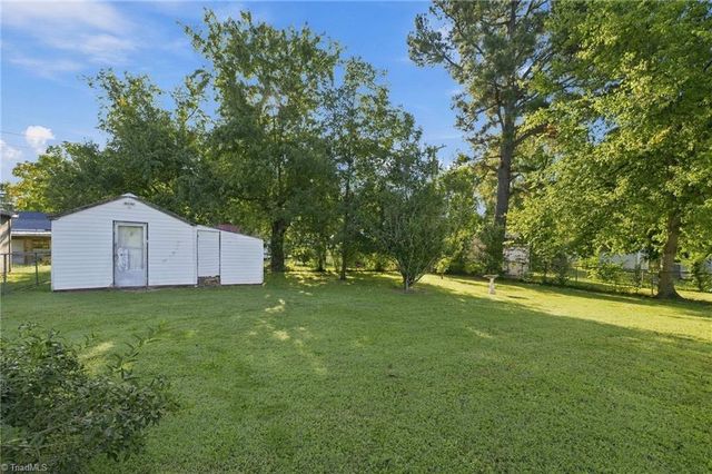 607 Walker Avenue, Graham, NC 27253