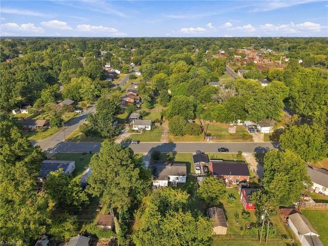 607 Walker Avenue, Graham, NC 27253