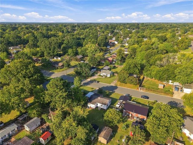 607 Walker Avenue, Graham, NC 27253