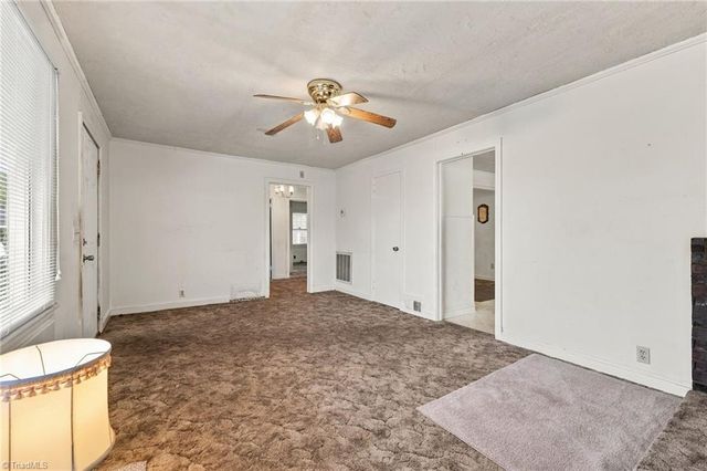607 Walker Avenue, Graham, NC 27253