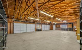 8327 W Avenue I, Lancaster, CA 93536