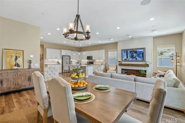 28816 Sedge Lane, Saugus, CA 91350