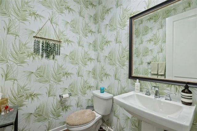 28816 Sedge Lane, Saugus, CA 91350