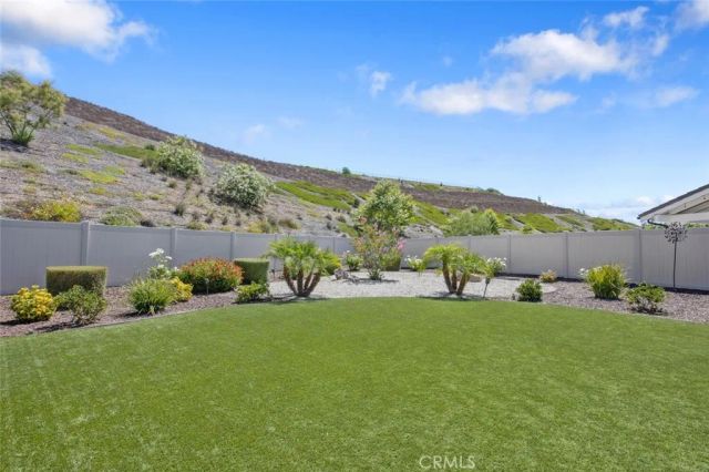 28816 Sedge Lane, Saugus, CA 91350